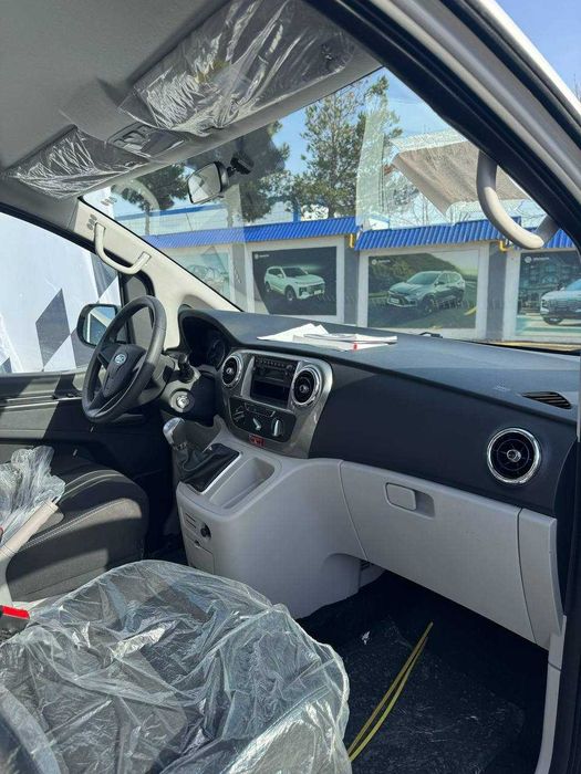 Yangi JAC M3 Van Новый