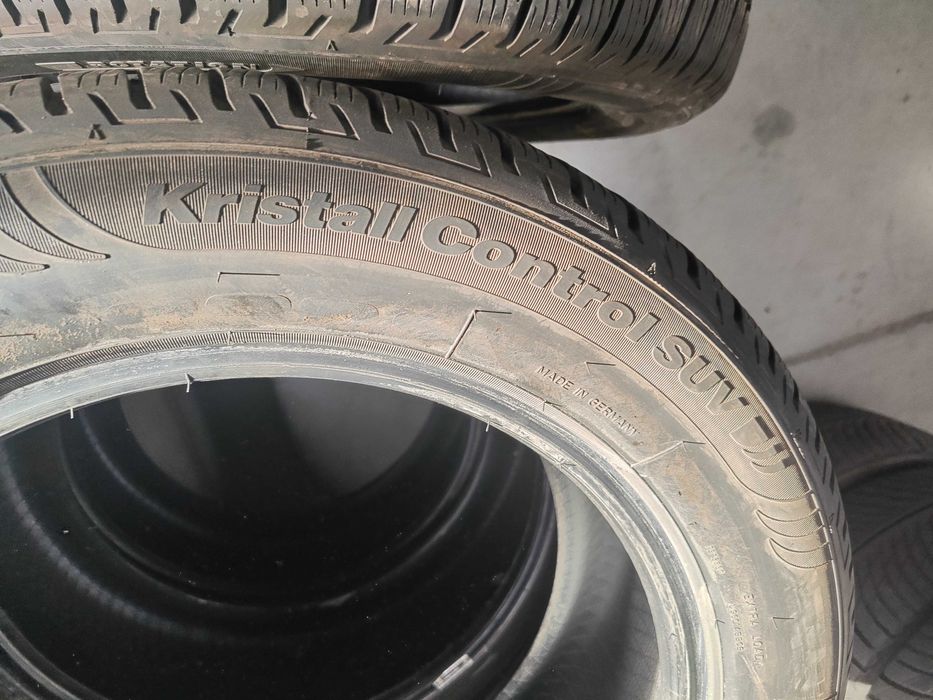 2бр.зимни гуми 235/55/17 Fulda