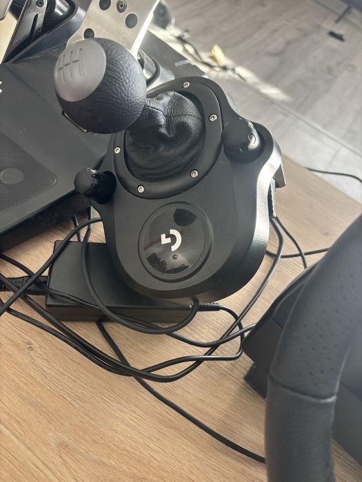 Volan logitech g29 nou!!!