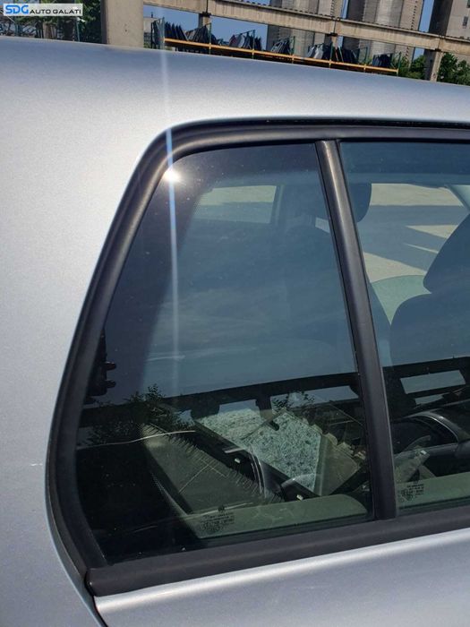 Geam Sticla Fix Usa Portiera Dreapta Spate Volkswagen Golf 6 Hatchback 2008 - 2013 [0146]