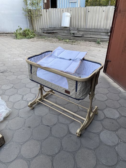 Отдам манеж, компоект не полный