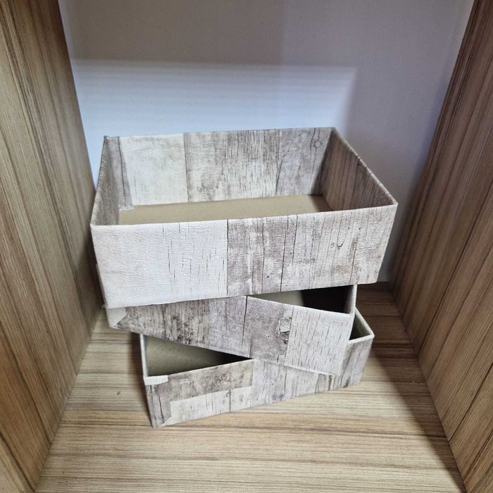 Set 7 cutii decorative care imita lemnul, 22.5x15x8 cm