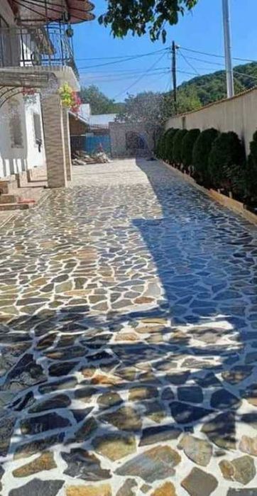 Pavaje durabile din piatră naturală - Execuție integrală