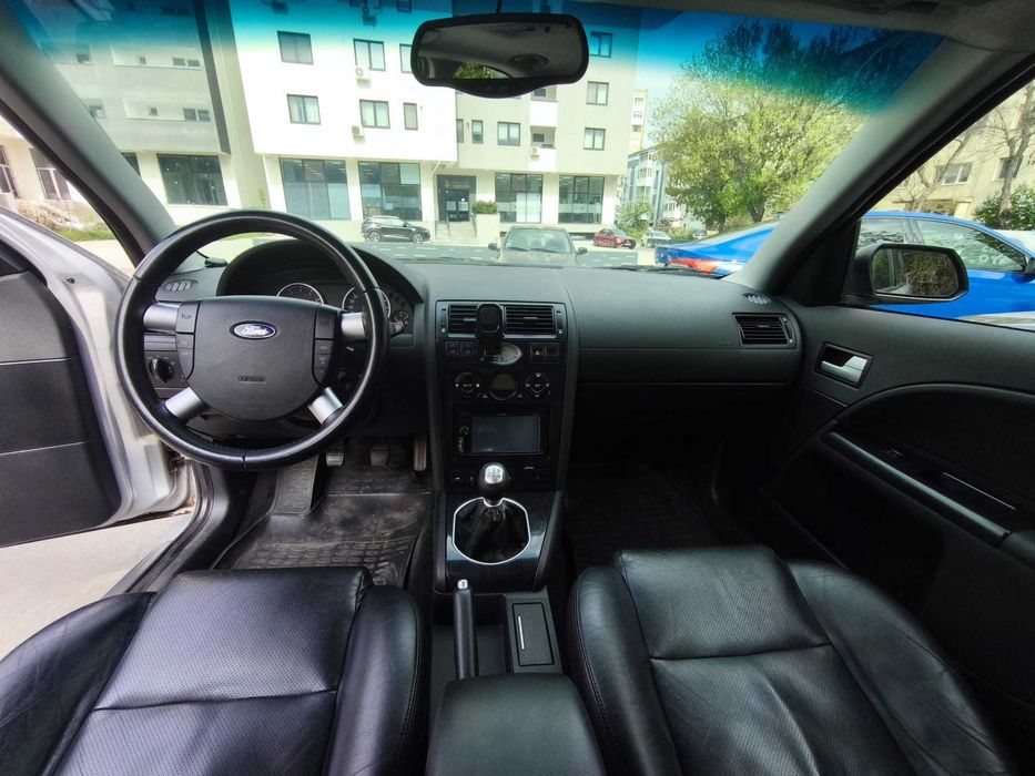 De vânzare Ford Mondeo Mk3 2.0 benzină