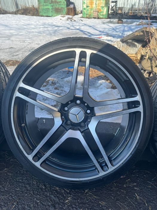 Продам колеса  с дисками