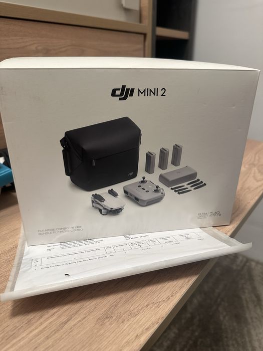 Vand drona dji mini 2 fly more combo