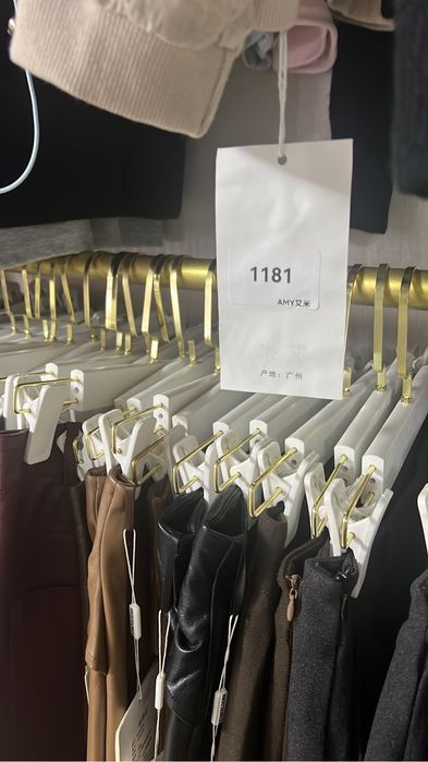 Вешалки в отличном состоянии