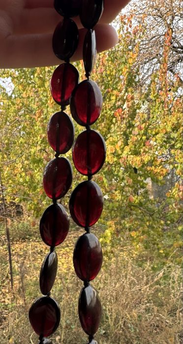 Янтарь вишнёвый натуральный