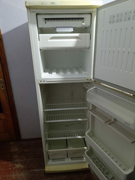 Продам  холодильник