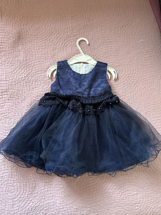 Официални роклички