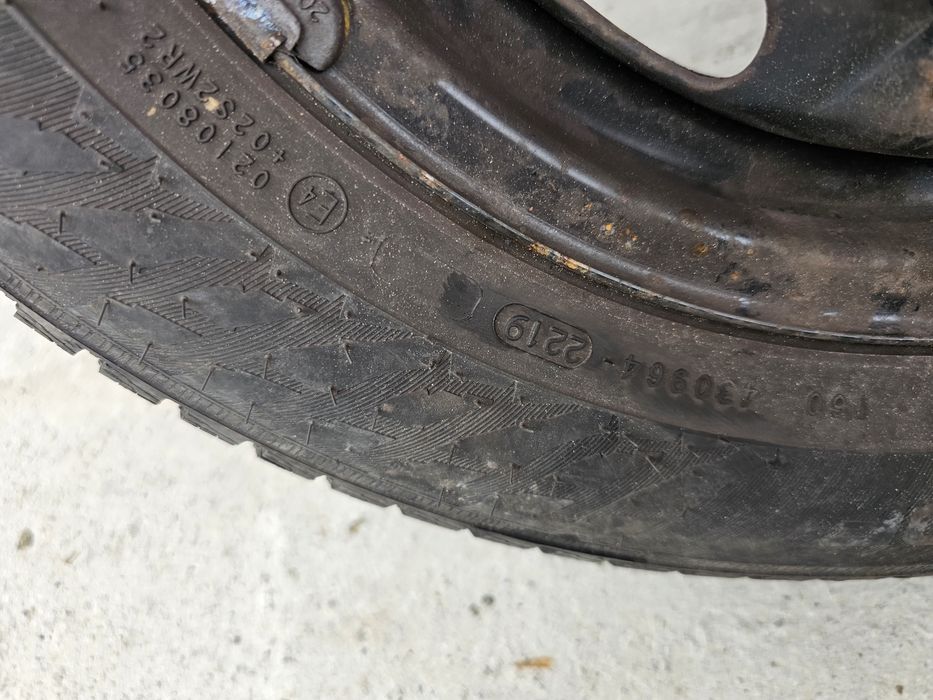 Jante 14" echipate cu anvelope Nokian dot 2219 175 70 r14