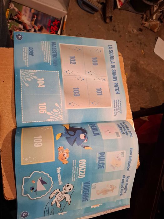 Album stickere dory