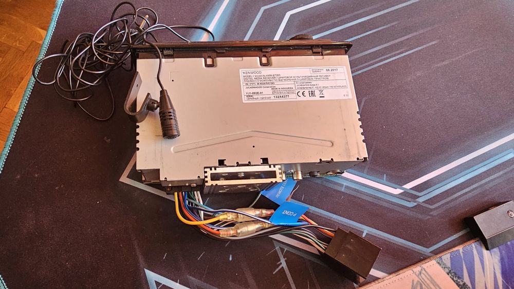 Дигитален медия receiver Kenwood - KMM-BT203