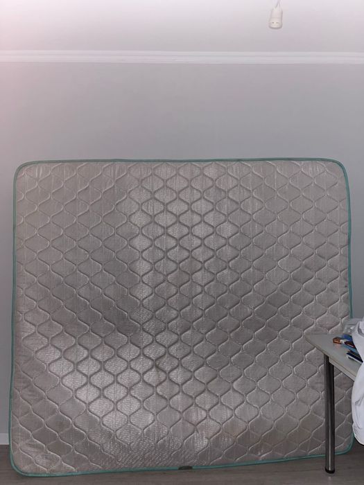 Продаю б/у матрас