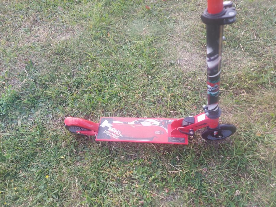 Trotineta copii 4-6 ani