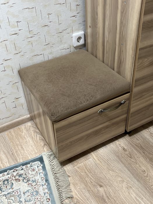 Шкаф для прихожей