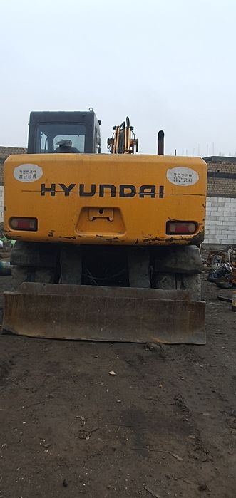 Hyundai 1400 yili 2004 holati yaxshi