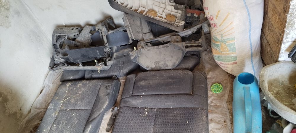 Тойота Авенсис 2006