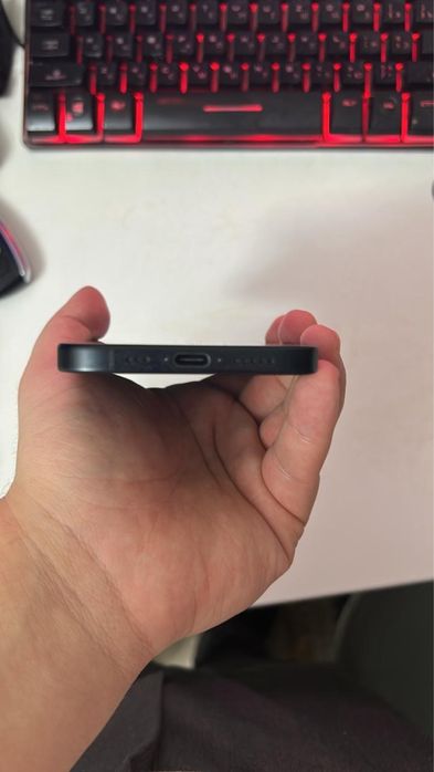 Iphone 16 в хорошем состоянии