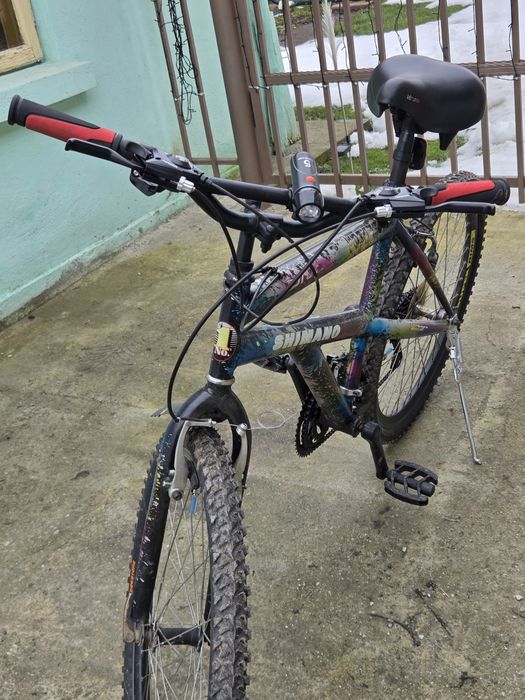 Bicicleta MTB cadru aluminiu