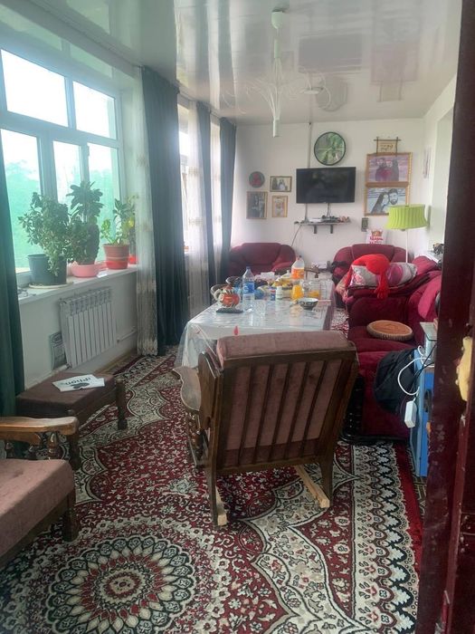 Продается большая красивая дача Паркент дача Новбахор
