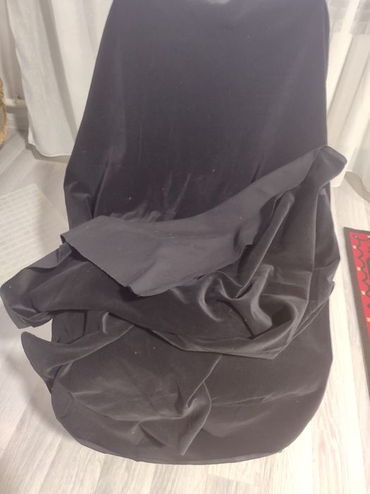 Продам помбархат черного цвета