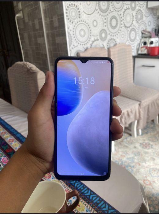 Продам Vivo Y35
