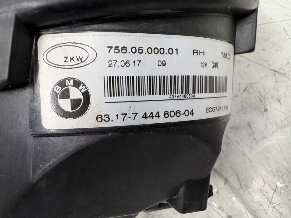 Оригинален Десен Лед Халоген За БМВ Ф39 7444806 BMW F39