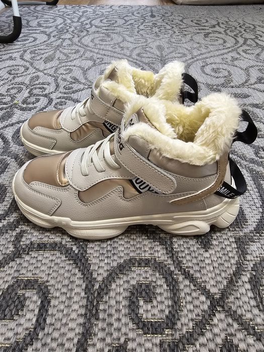 Ботинки Bobdog 36 размер