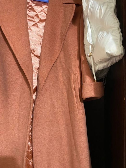 Продам пальто осень зима