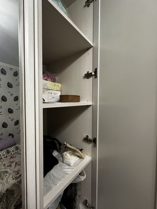 Продам шкаф , очень красивый и богатый