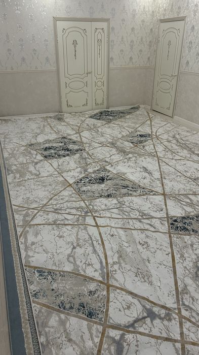 Кілем новый сатылады
