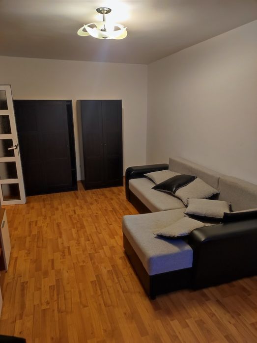 Apartament de închiriat