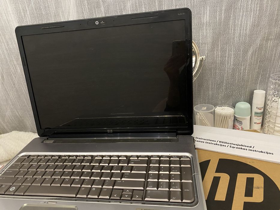 Продавам лаптоп Hp