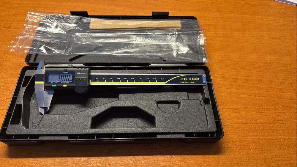 Subler digital Mitutoyo 6”, scala in “mm”