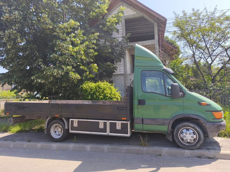 Autoutilitara Iveco Daily/ Motostivuitor Desta