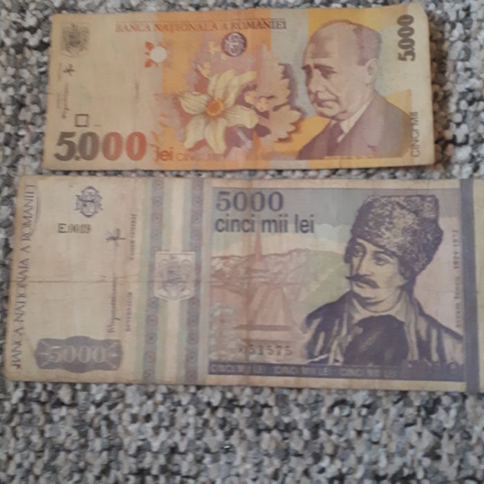 Vand colectie monede  si bacnote