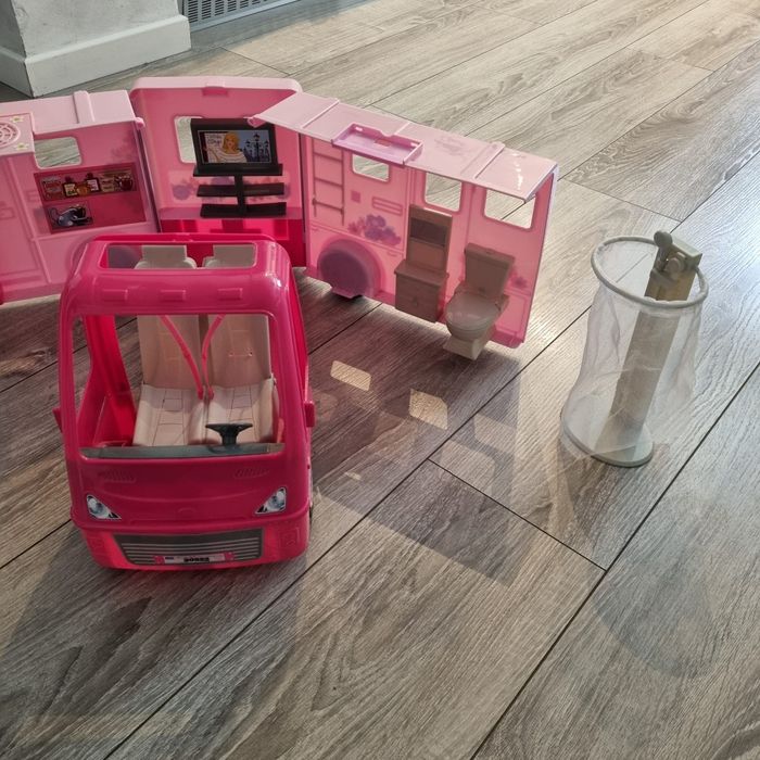 Rulota pentru papusi Barbie