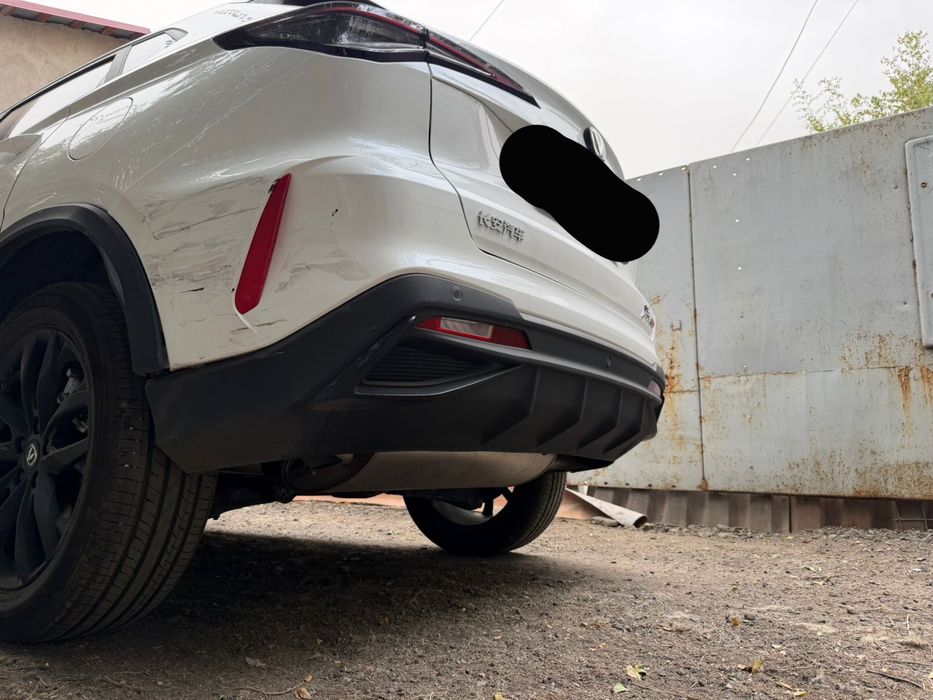 Продам задний бампер на Changan X5/cs35