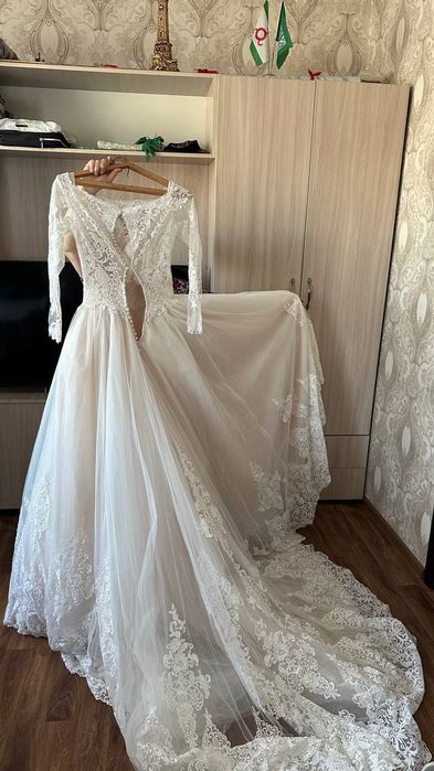 Продам свадебное платье