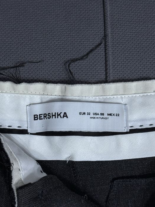 bershka брюки графитовые
