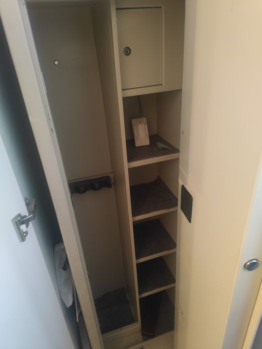 хозяйственный металлический ящик