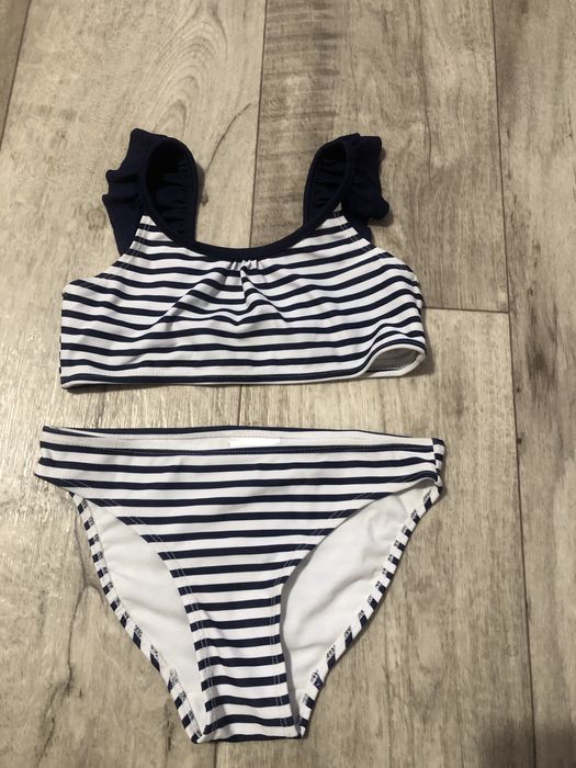 Кцпальник на деыочку фирмы HM. Новый