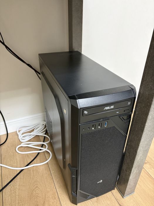 Настольный компьютер