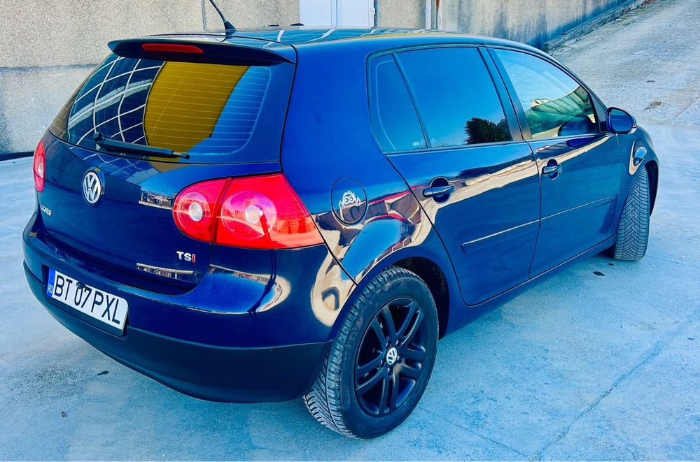 VW Golf 5 1.4 TSI 122 CP benzină  evacuare dublă sport – 2008