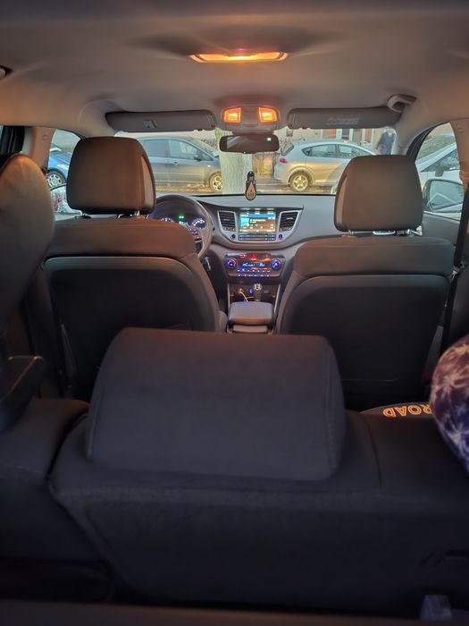 Vand hyundai tucson 2016 cu garantie