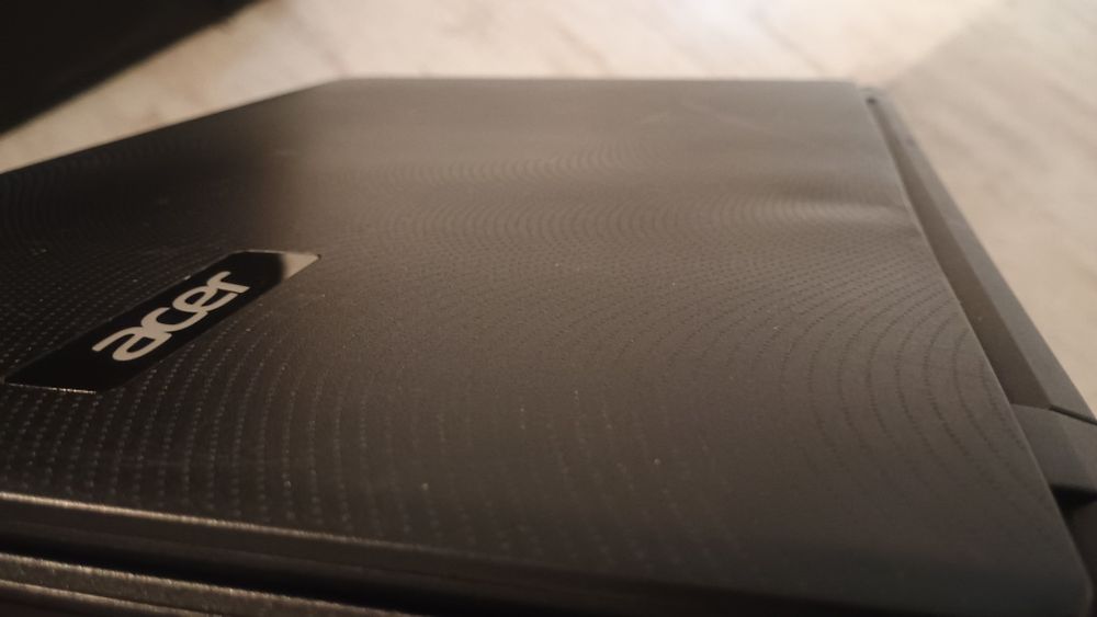 Acer aspire es1 - 571 P9US