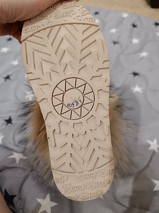 Зимняя обувь на девочку