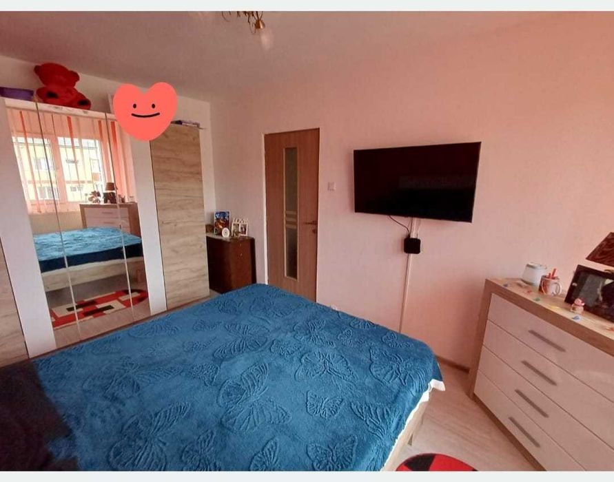 Vand apartament 2 camere