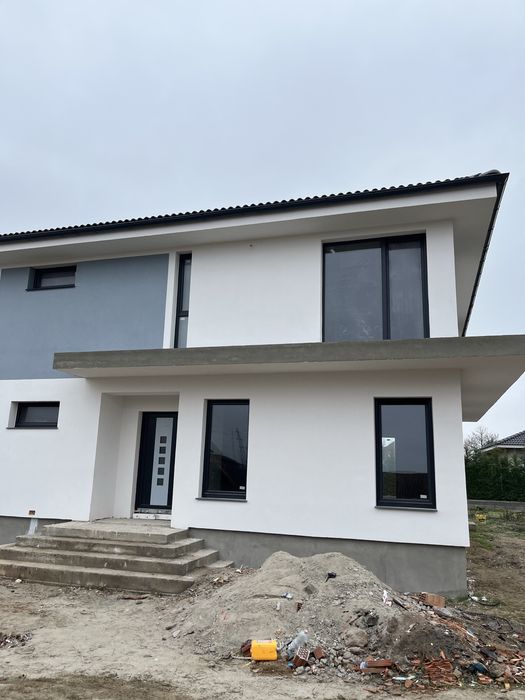 Vand casa ,Paulesti P+E